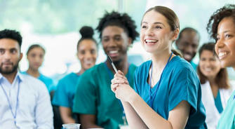 How CNA Online Courses Are Revolutionizing Healthcare Careers in 2025